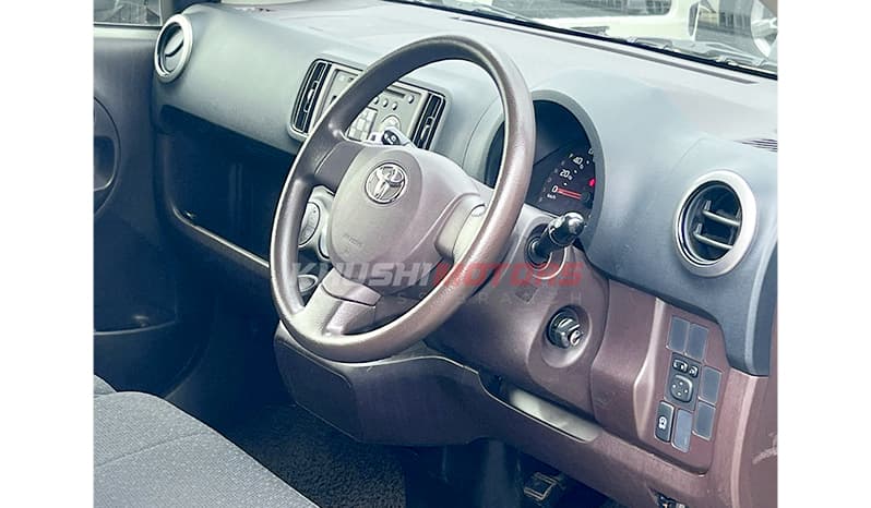 2016 Toyota Passo Z image-10