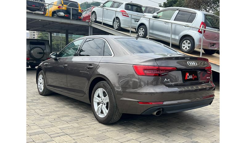 2016 Audi A4 TFSI image-5