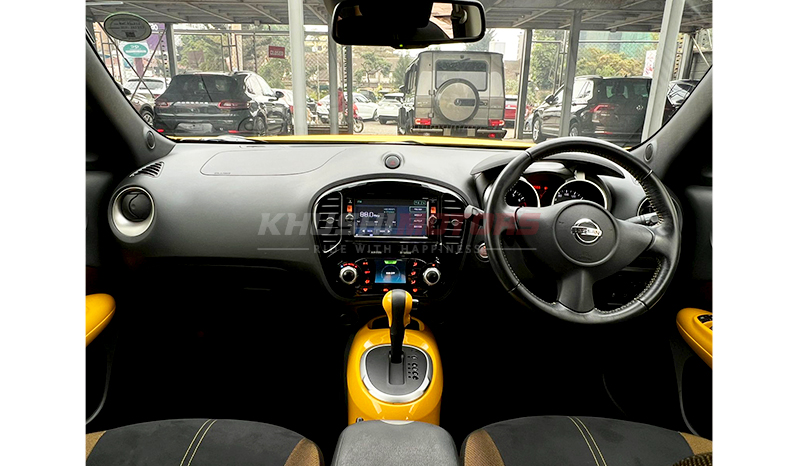 2016 Toyota Juke V-SEL Personalization image-15