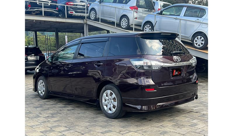 2016 Toyota Wish image-5