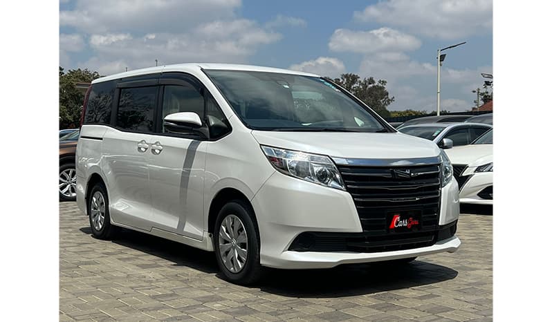 2016 Toyota Noah X image-3