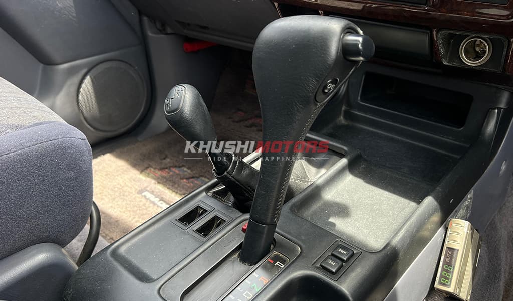 1996 Toyota Land Cruiser Prado image-12