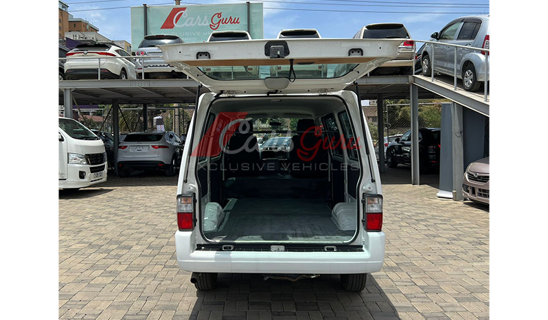 2016 Mazda Bongo DX image-11