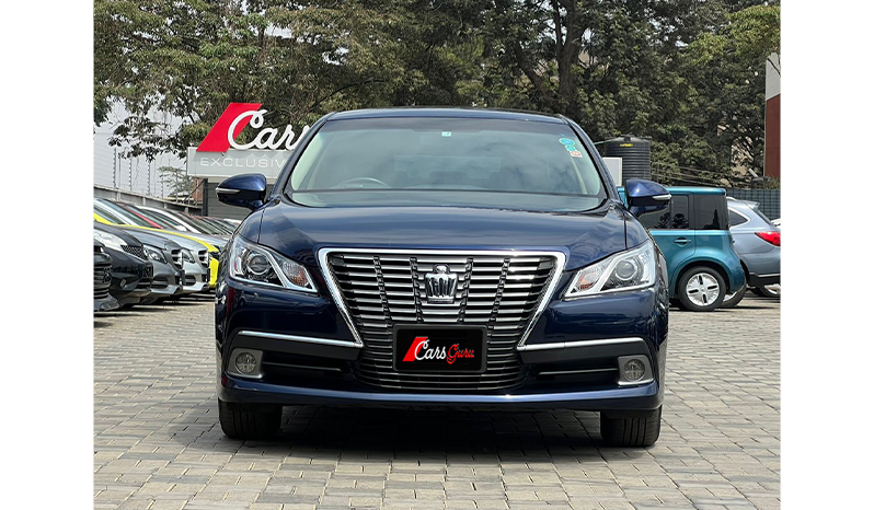 2016 Toyota Crown I-Four Royal Saloon image-2