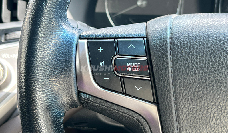 2016 Toyota Crown I-Four Royal Saloon image-29