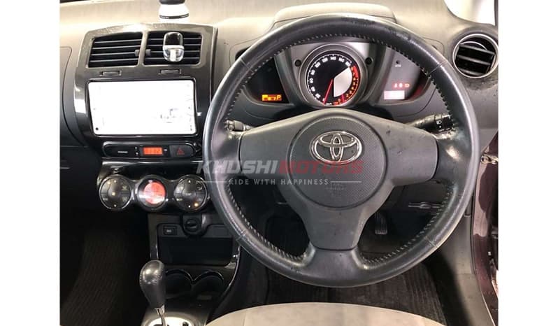 2007 Toyota IST image-7