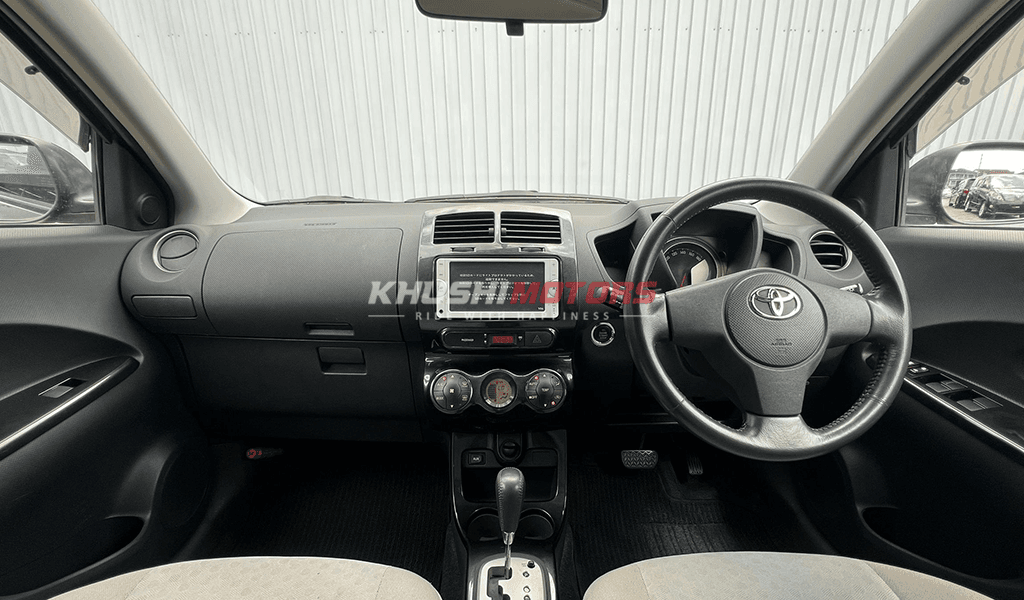 2007 Toyota IST image-15