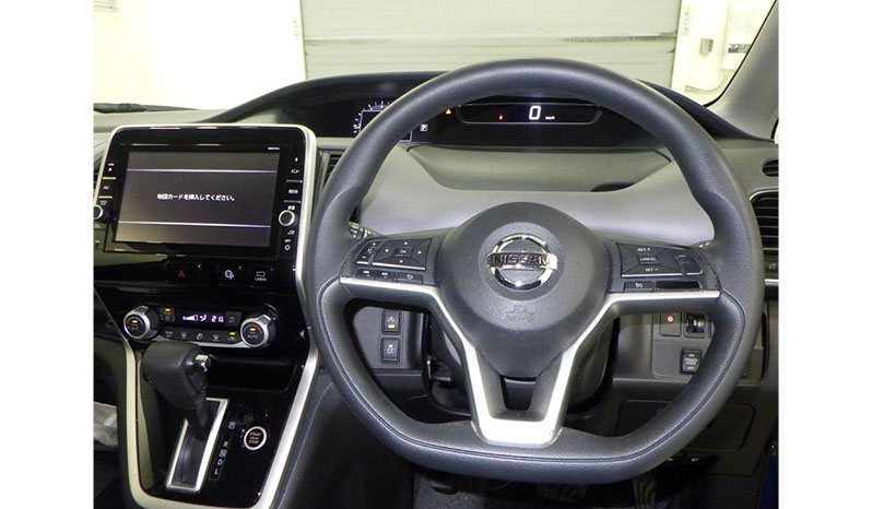 2018 Nissan Serena E Power image-5