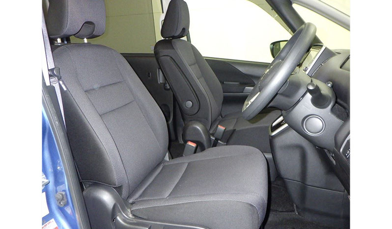 2018 Nissan Serena E Power image-6