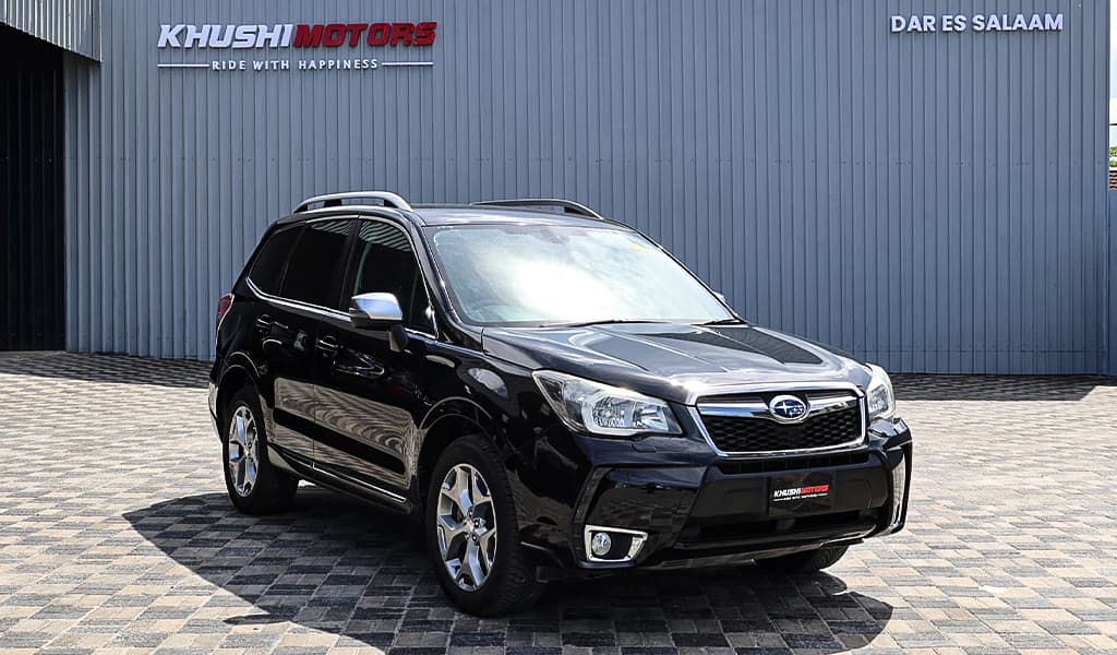 2014 Subaru Forester image-1