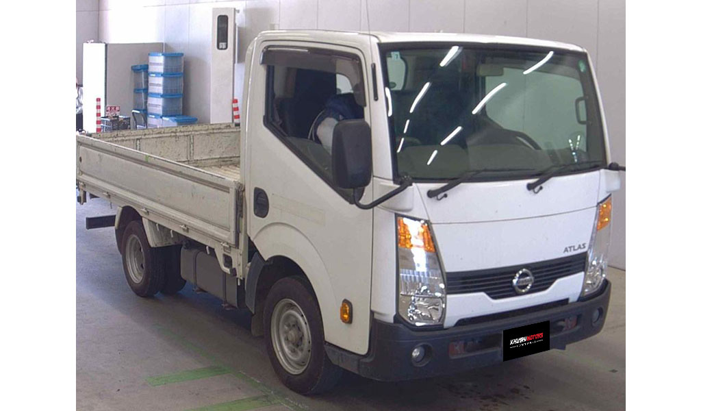 2018 Nissan Atlas Flat Body image-1