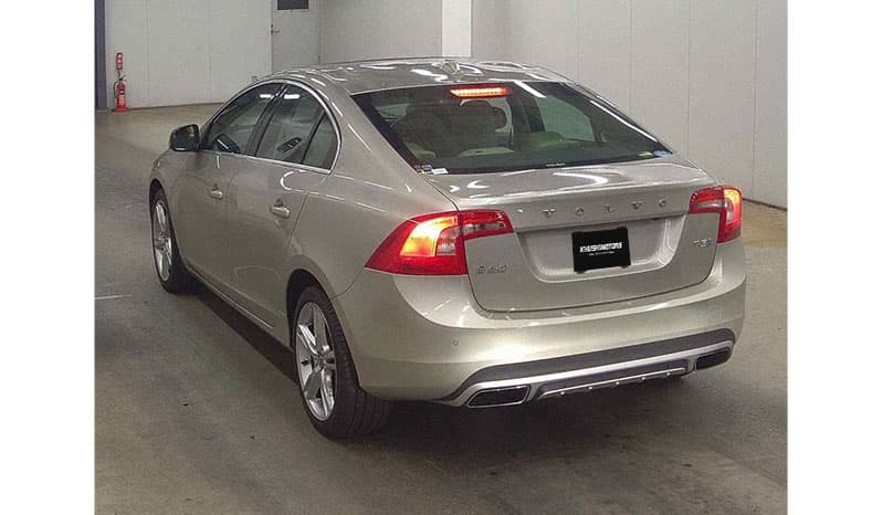2018 Volvo S60 T3 Classical Music image-3