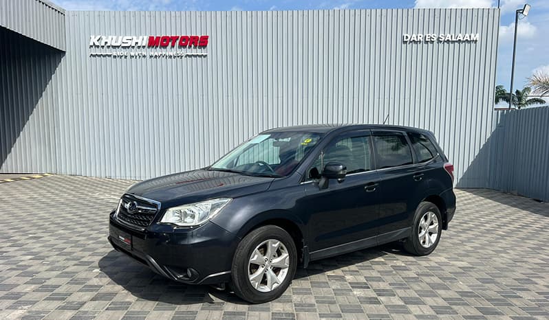 2014 Subaru Forester image-12