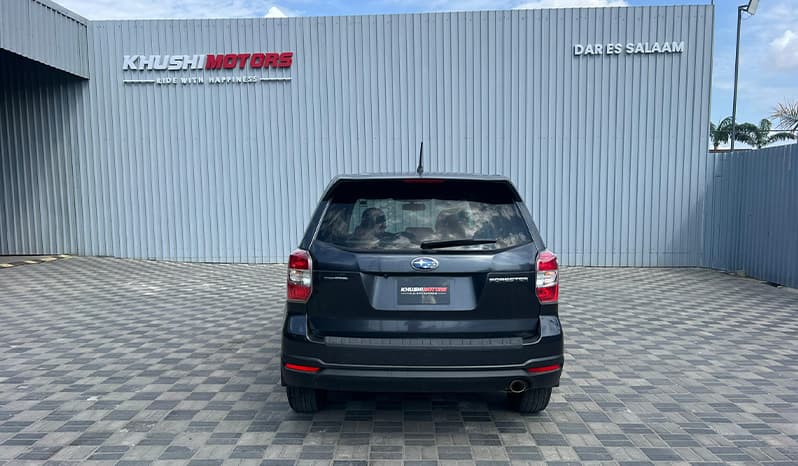 2014 Subaru Forester image-13