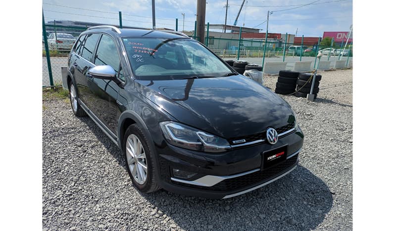2018 Volkswagen Golf Alltrack TSI 4 motion image-1