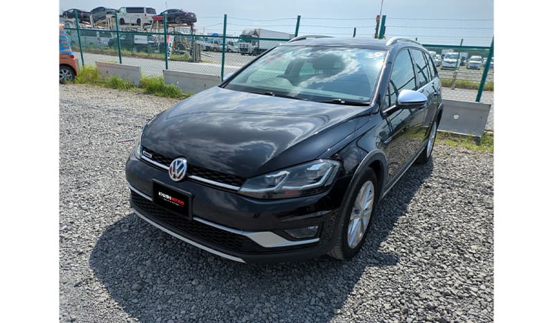 2018 Volkswagen Golf Alltrack TSI 4 motion image-3