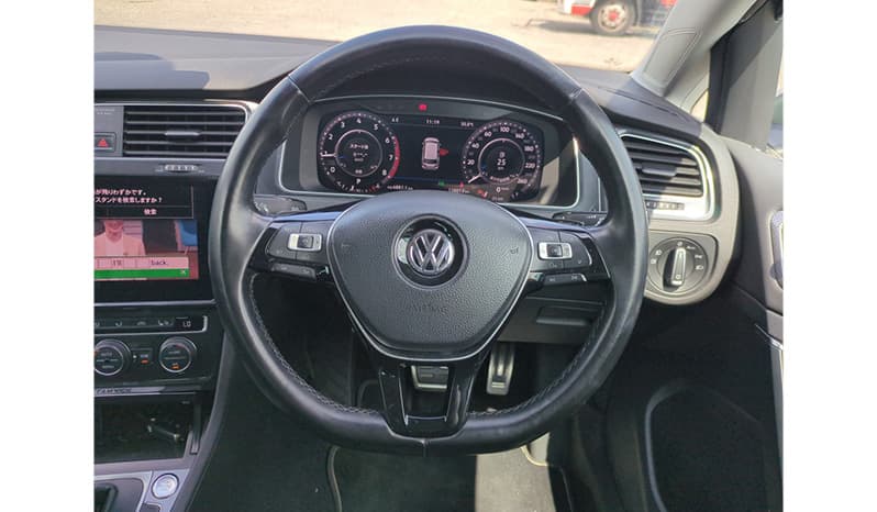 2018 Volkswagen Golf Alltrack TSI 4 motion image-5