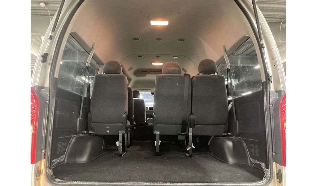 2018 Toyota Hiace Grand Cabin image-8