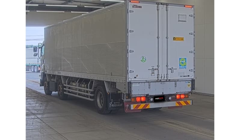 2018 Isuzu Giga 2.3 Ton image-2