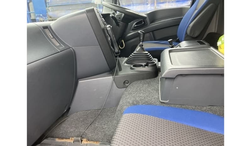 2018 Isuzu Giga 2.3 Ton image-3