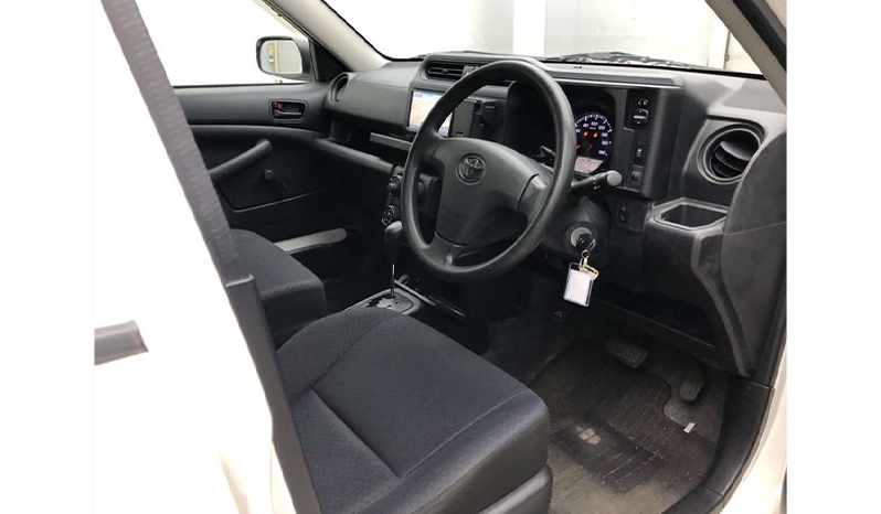 2018 Toyota 2.3 Tonn UL image-5