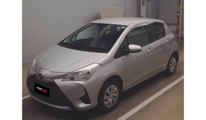 2018 Toyota Vitz F M Package image-3