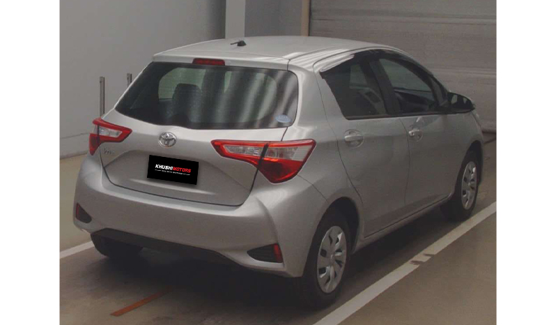 2018 Toyota Vitz F M Package image-4