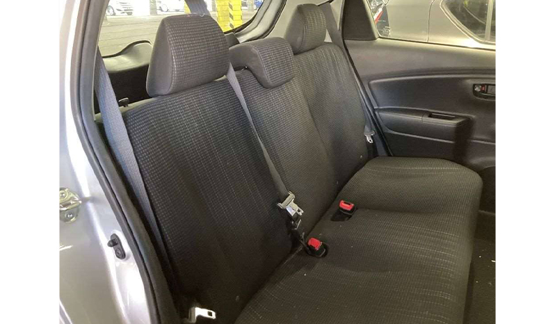 2018 Toyota Vitz F M Package image-7