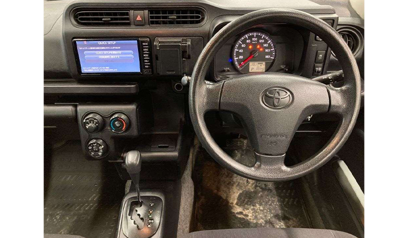 2018 Toyota Succeed UL image-6