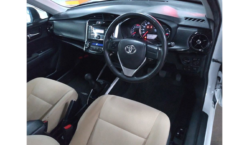 2018 Toyota Corolla Axio G image-6