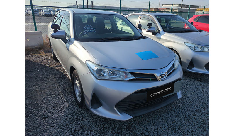 2019 Toyota Corolla Axio Drivinig School image-1