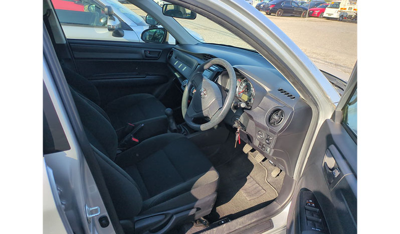 2019 Toyota Corolla Axio Drivinig School image-5
