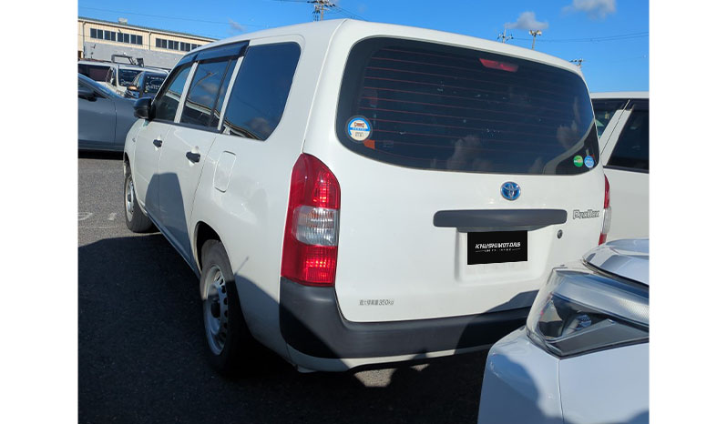 2020 Toyota Probox DX Comfort image-8