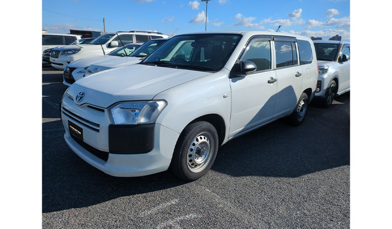 2020 Toyota Probox DX Comfort image-9
