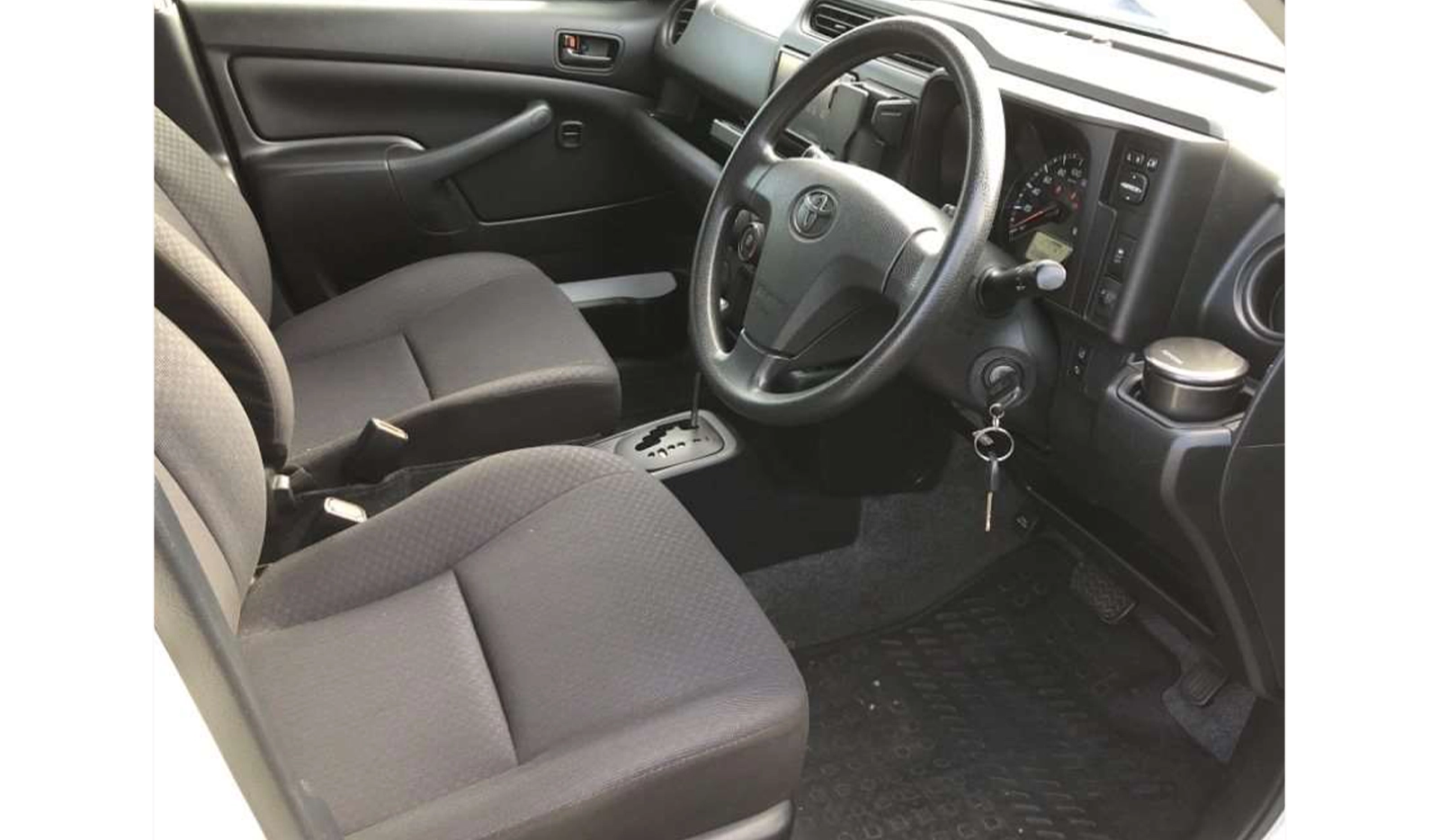2019 Toyota Succeed UL-X image-5