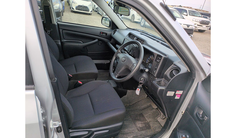 2019 Toyota Succeed UL X image-5