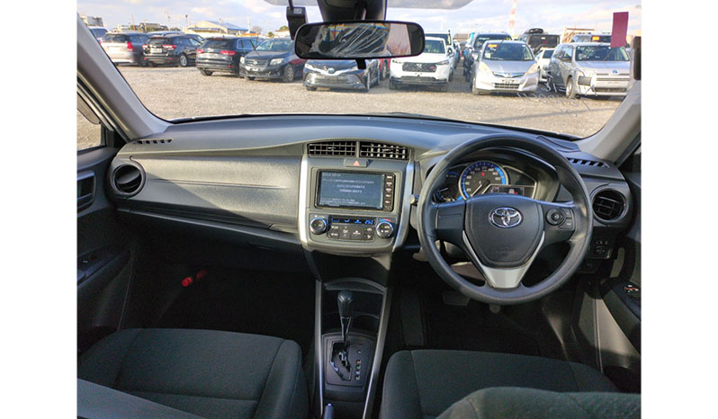 2020 Toyota Corolla Fielder Hybrid EX Package image-5