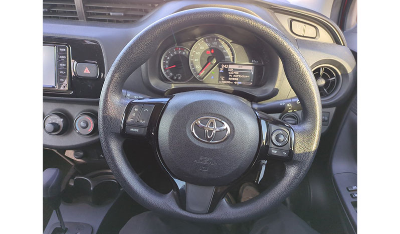 2019 Toyota Vitz F image-14