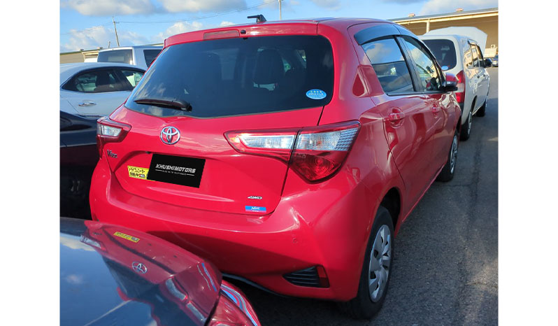 2019 Toyota Vitz F image-15