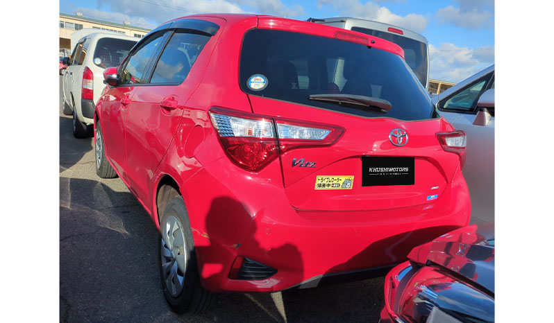 2019 Toyota Vitz F image-16