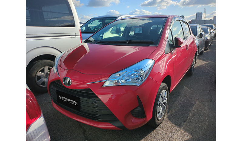 2019 Toyota Vitz F image-17