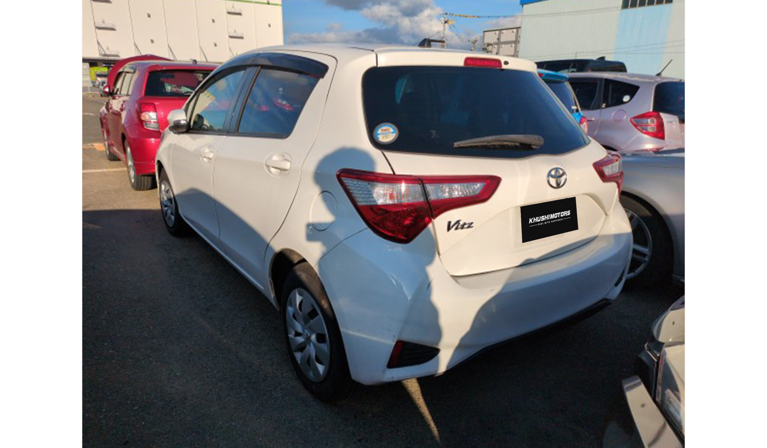 2019 Toyota Vitz F image-2
