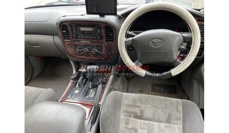 1999 Toyota Land Cruiser image-5