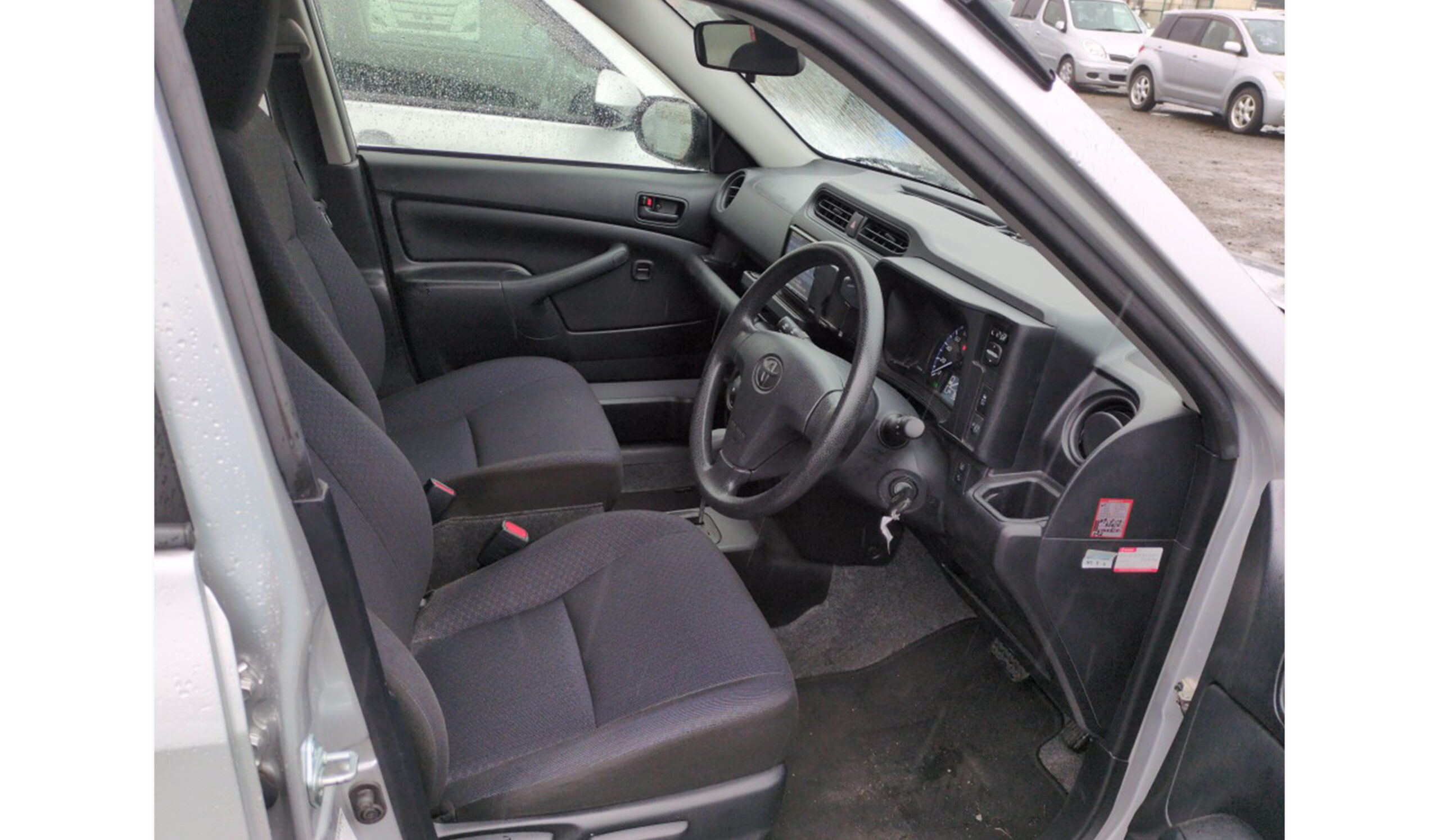 2020 Toyota Probox Hybrid GL image-9