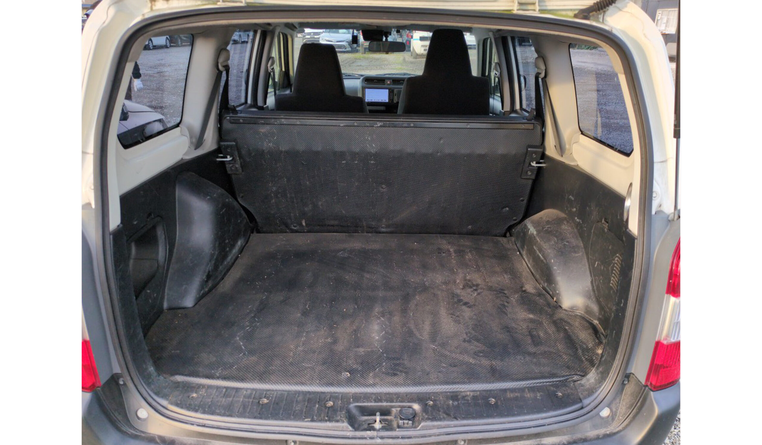 2019 Toyota Probox DX Comfort image-6