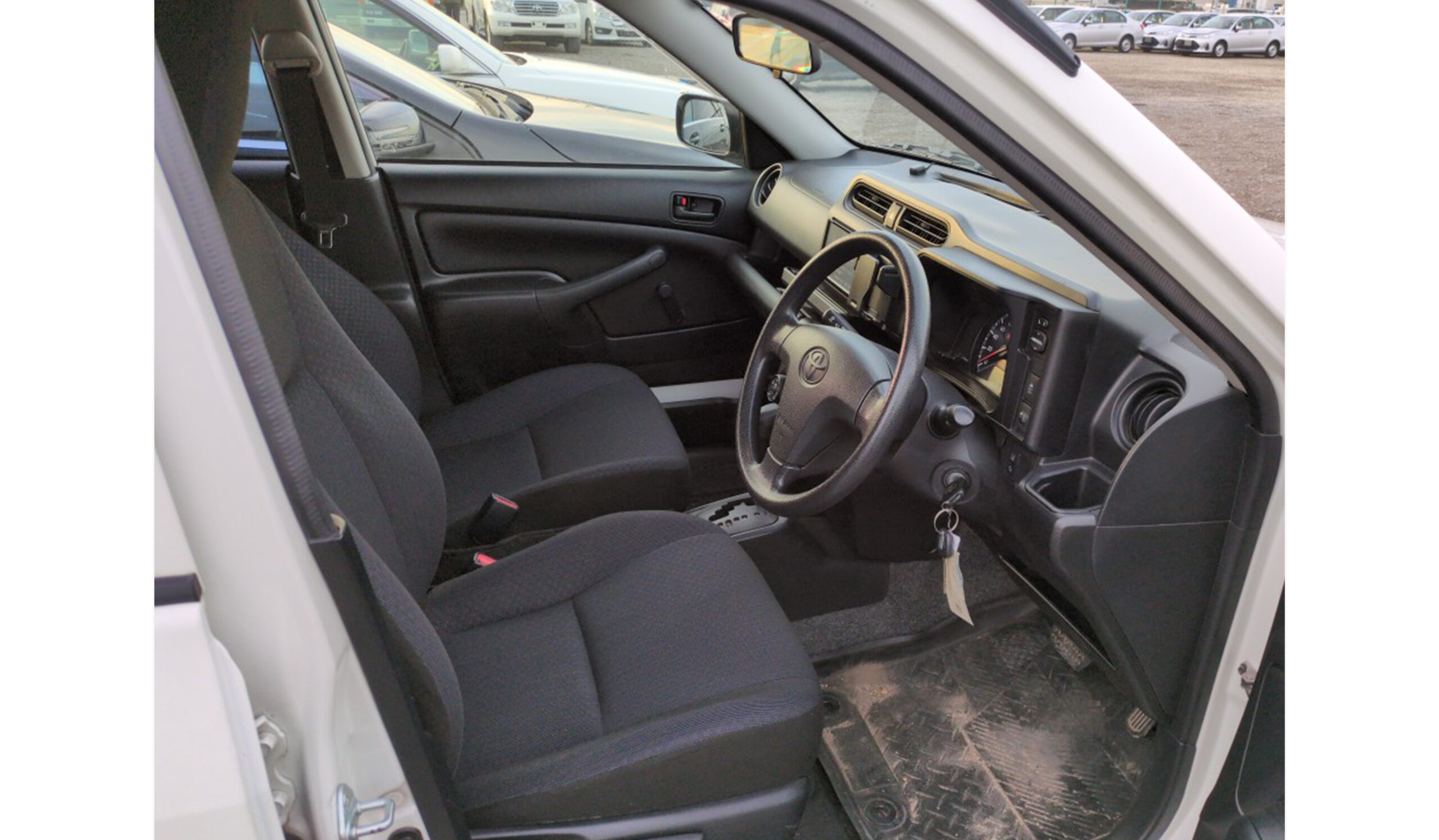 2019 Toyota Probox DX Comfort image-10