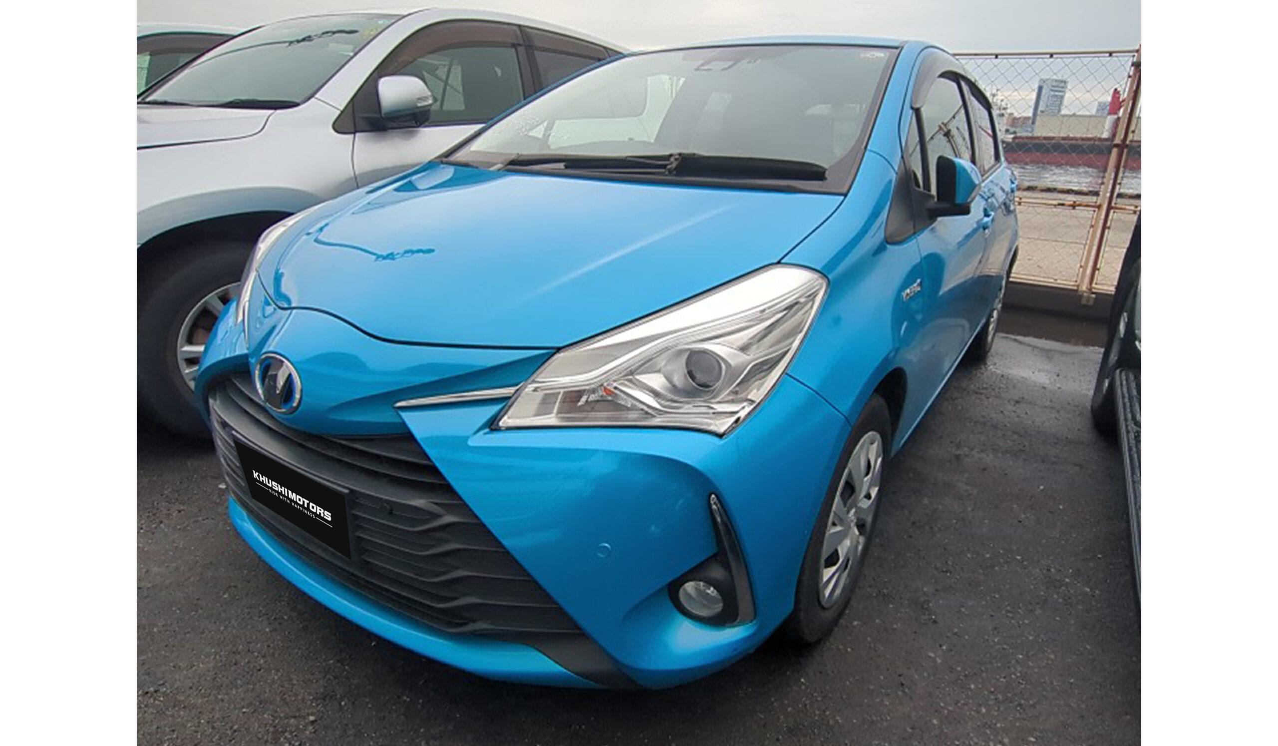 2019 Toyota Vitz Hybrid UL image-5