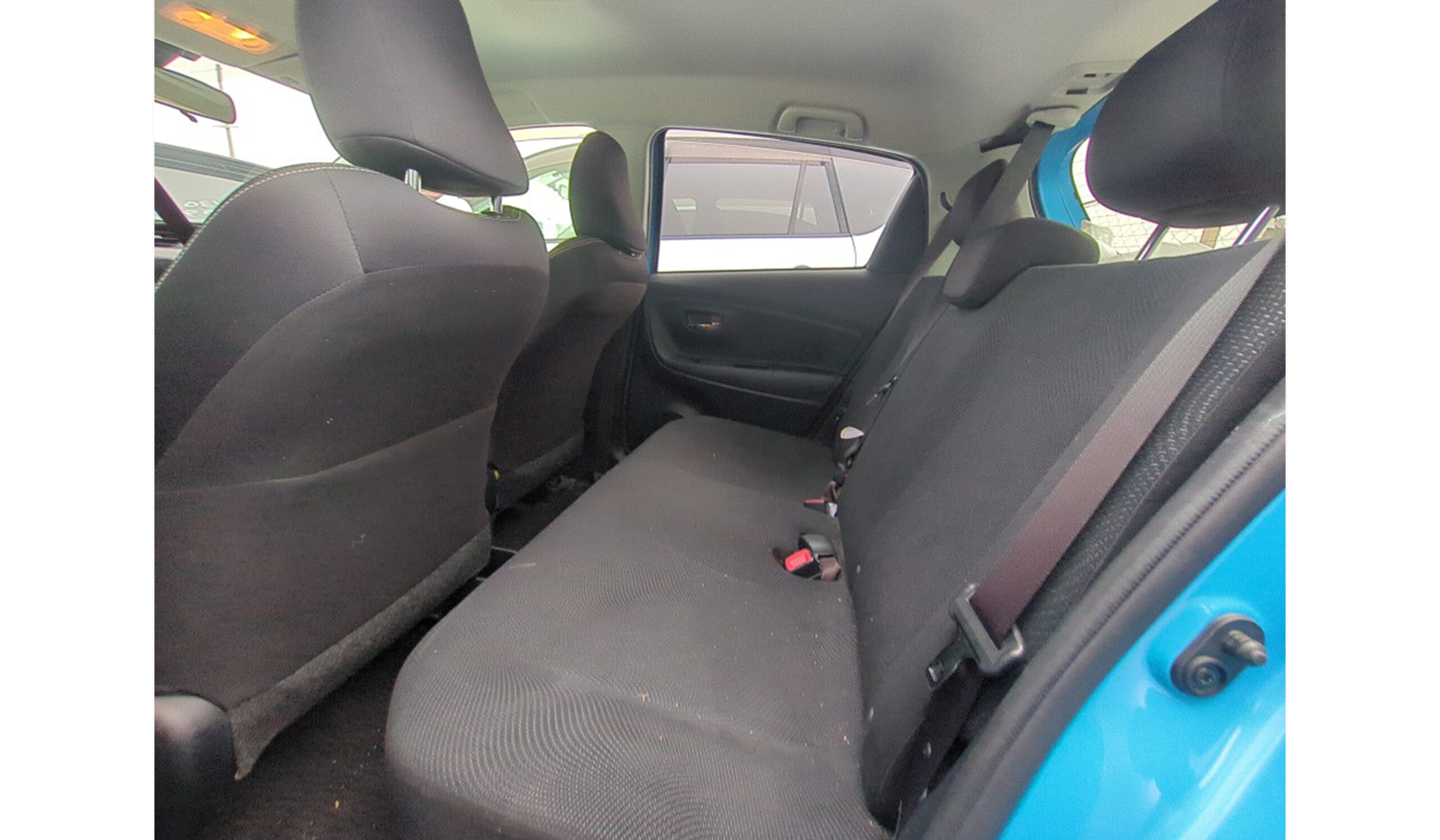 2019 Toyota Vitz Hybrid UL image-7