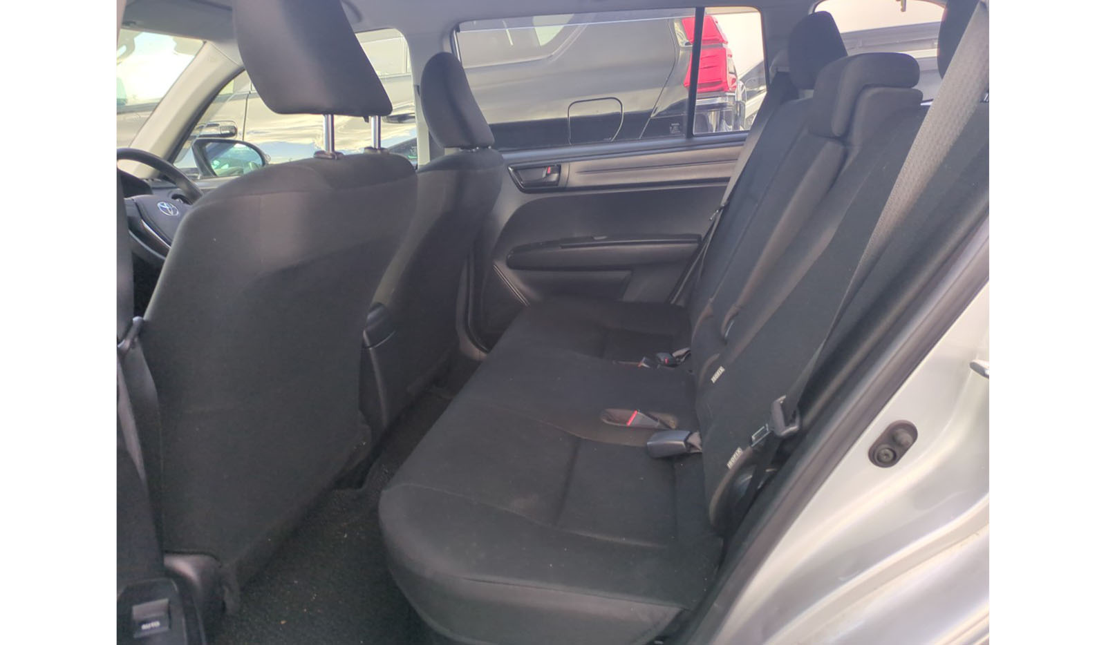 2019 Toyota Corolla Fielder Hybrid EX image-4