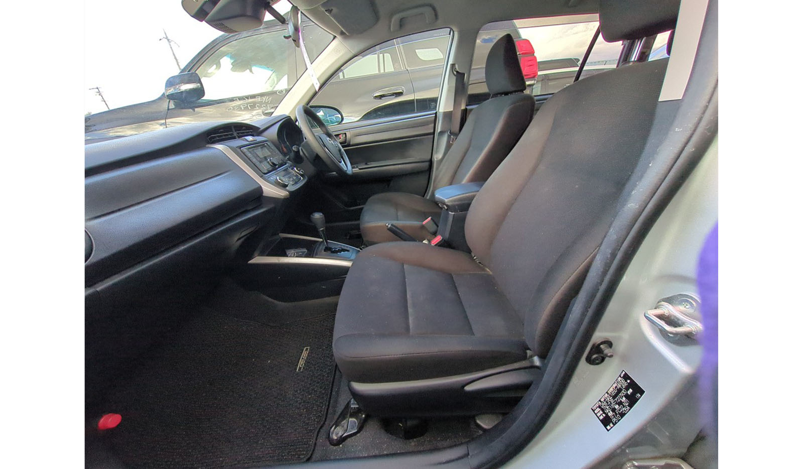 2019 Toyota Corolla Fielder Hybrid EX image-5